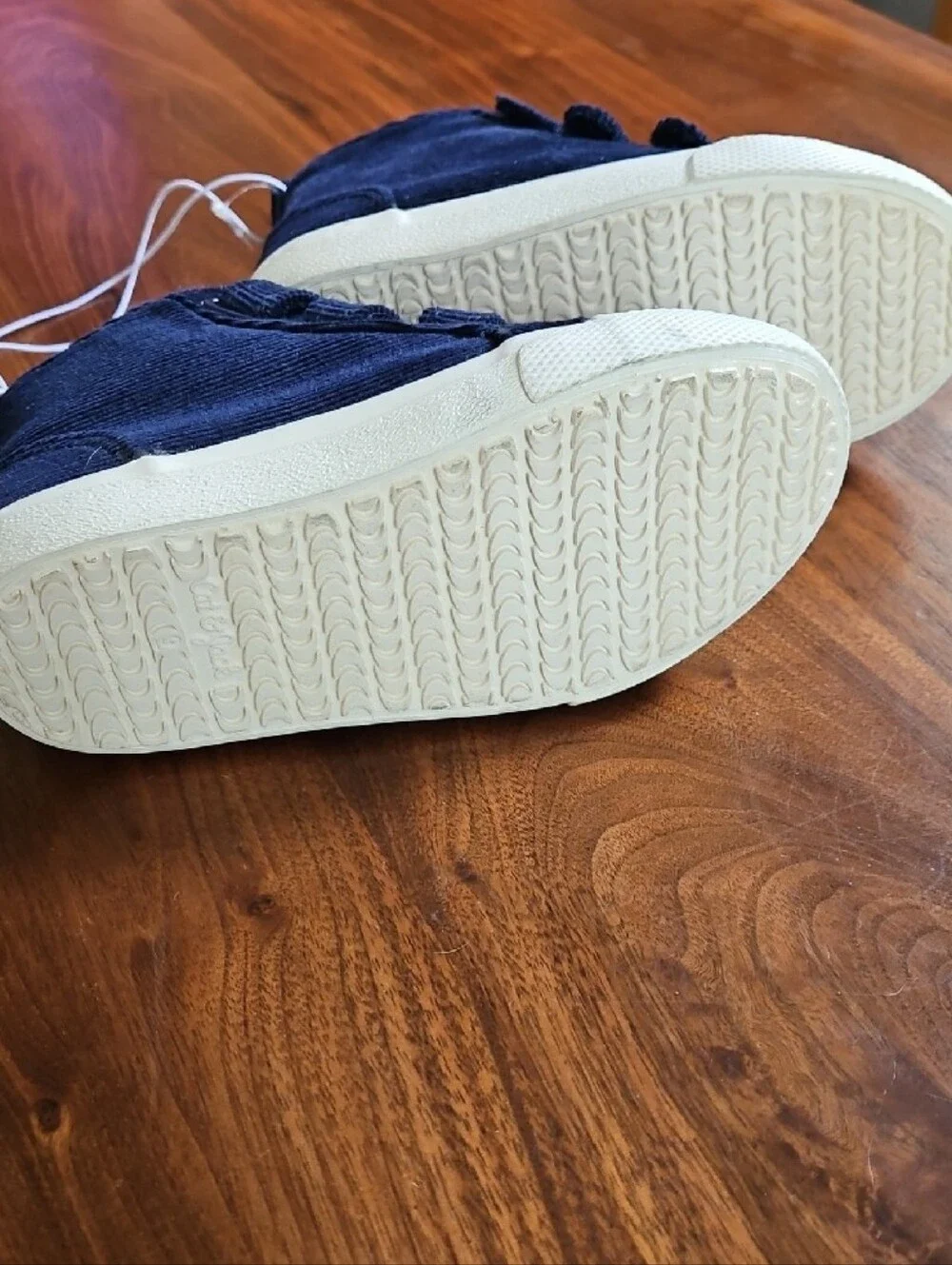 Cat & Jack Navy Corduroy High-Top Sneakers with White Trim (NWOT)